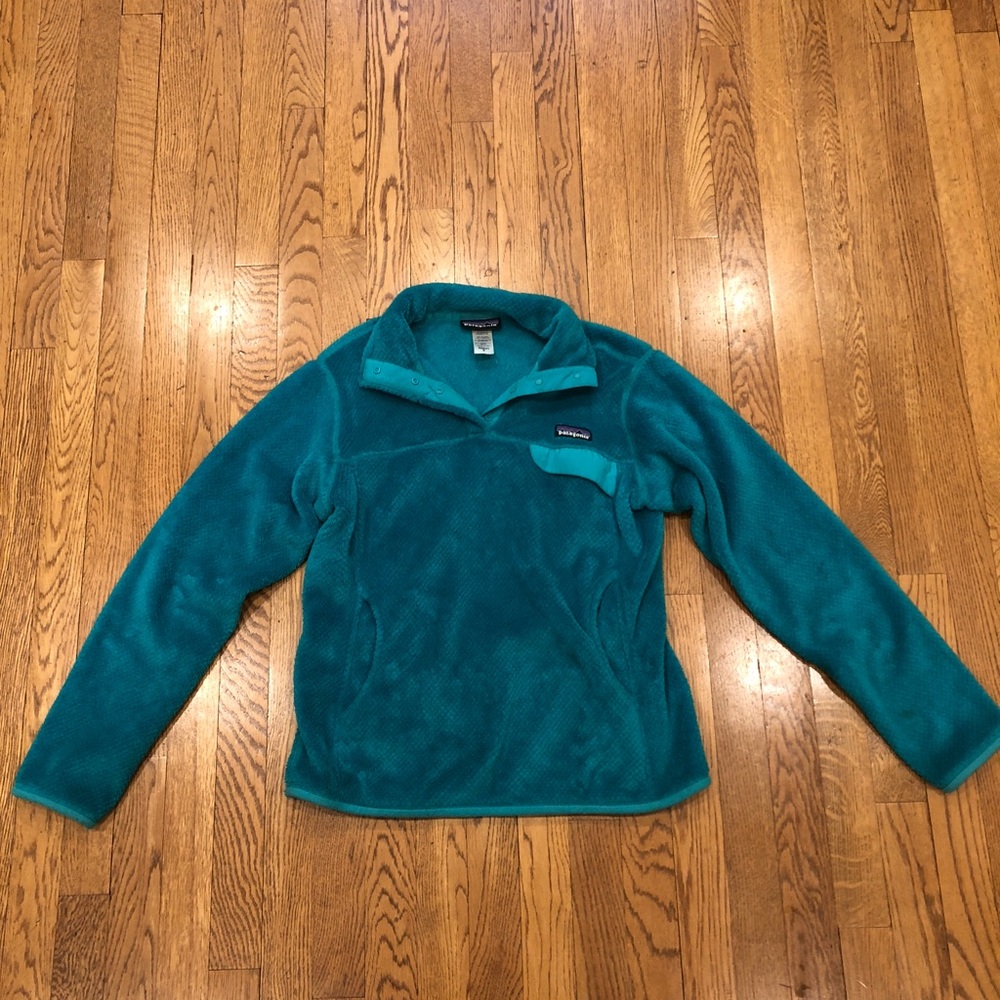 Teal Patagonia fleece pullover